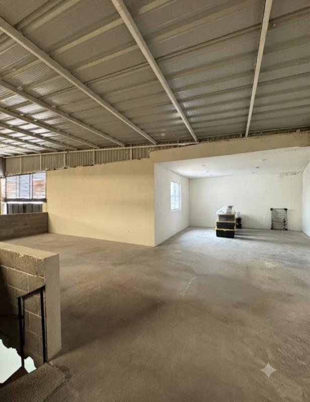 Bodega en zona norte de 340 m2 — vista 5